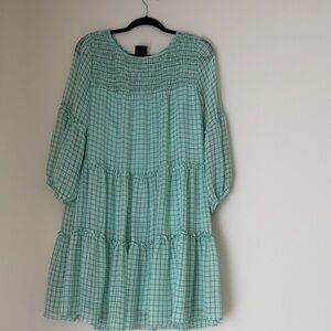 Maison Tara Light Green Plaid Long Sleeve Dress